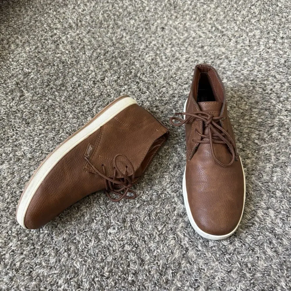 G.H. Bass Sonoma Mens Brown Mid Top Chukkas Boots Size 10 .5 Lace Up